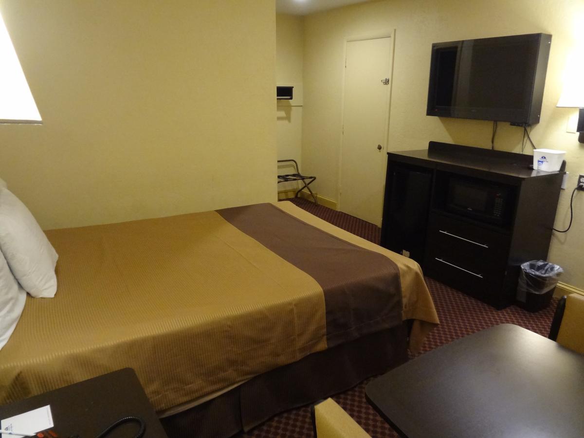 Americas Best Value Inn - Goldsboro Ngoại thất bức ảnh