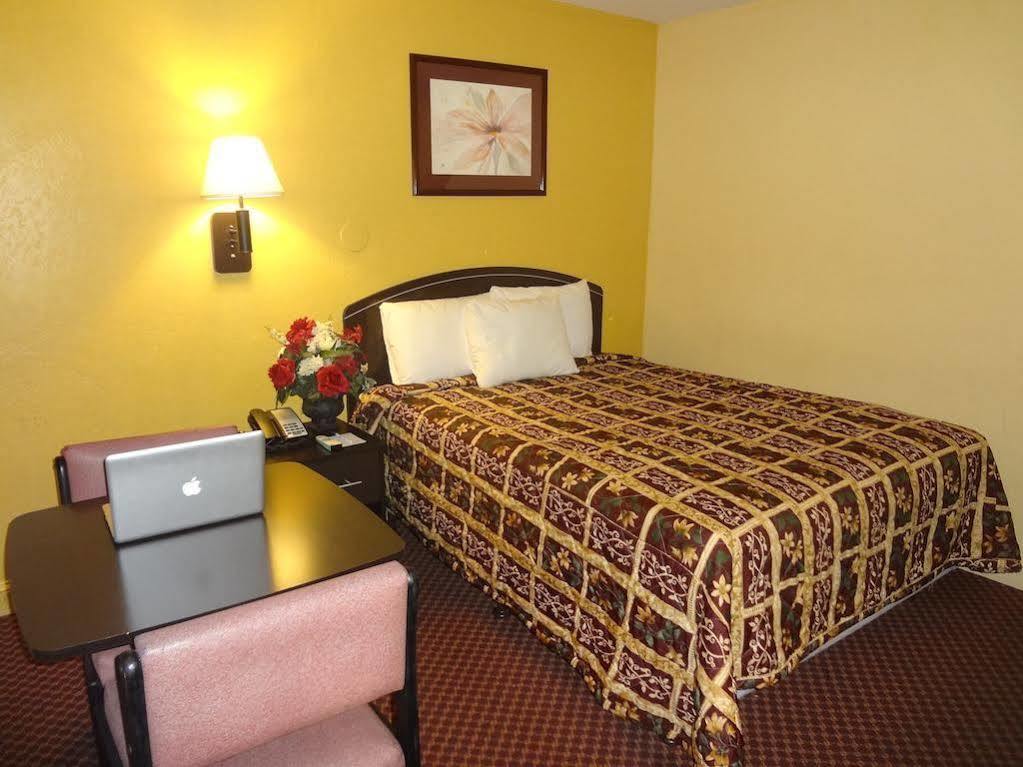 Americas Best Value Inn - Goldsboro Ngoại thất bức ảnh